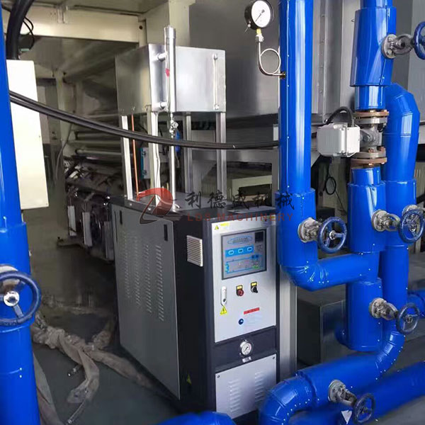 上海輥筒加熱器，輥筒導(dǎo)熱油加熱器，輥筒溫度控制機(jī)